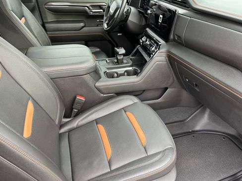 Used 2024 GMC Sierra 1500 AT4 w/ Technology Package image 24