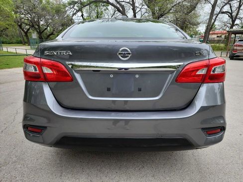 Used 2019 Nissan Sentra SV w/ Exterior Package image 6