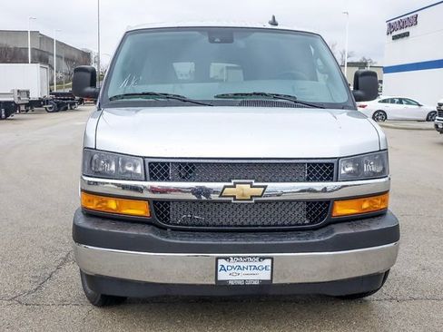 New 2025 Chevrolet Express 3500 LT w/ LT Preferred Equipment Group RWD image 8