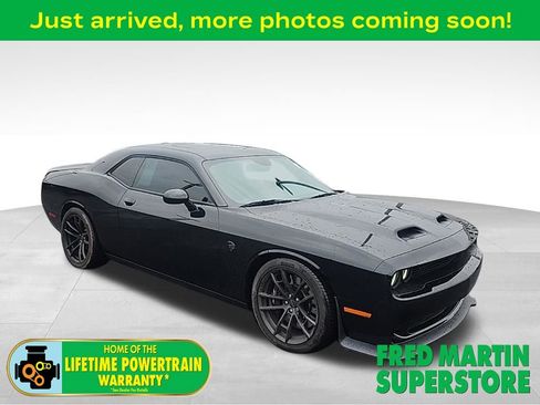 Used 2023 Dodge Challenger SRT Hellcat image 1