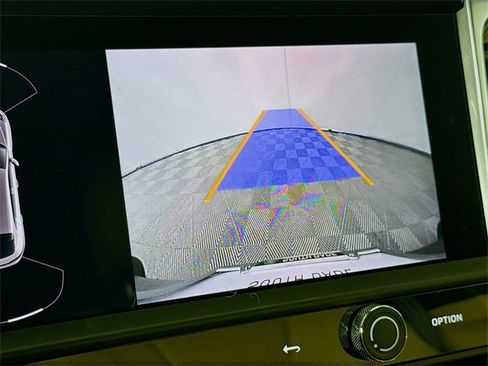 Used 2024 Porsche Macan image 17