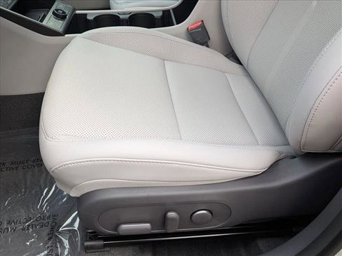 New 2026 Hyundai Kona SEL Premium image 4