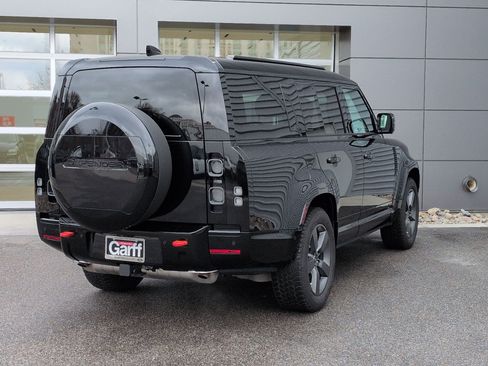 Used 2025 Land Rover Defender 130 X image 7