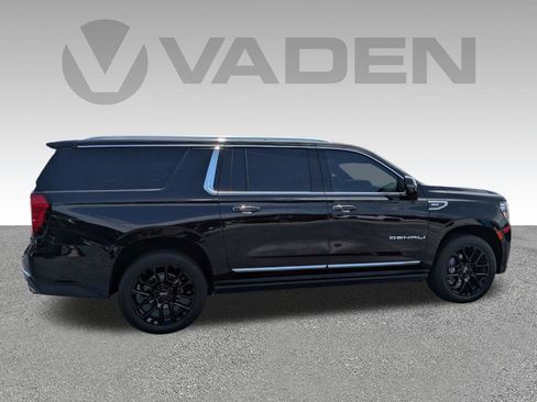 Used 2022 GMC Yukon XL Denali RWD image 26