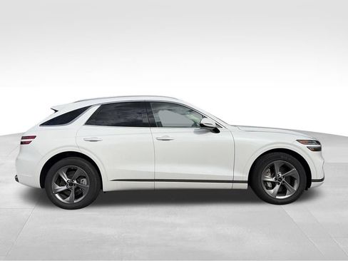Used 2026 Genesis GV70 2.5T Select AWD/4WD image 2