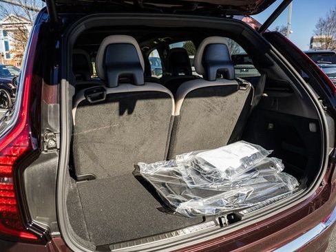 New 2026 Volvo XC90 B6 Plus image 10