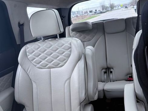 Used 2020 Hyundai Palisade Limited image 6