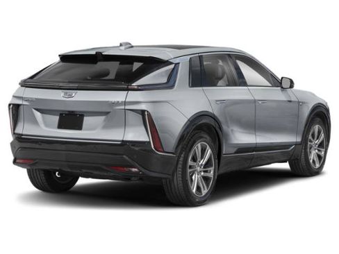Certified 2025 Cadillac Lyriq Luxury w/ LPO, Floor Liner Package AWD/4WD image 5