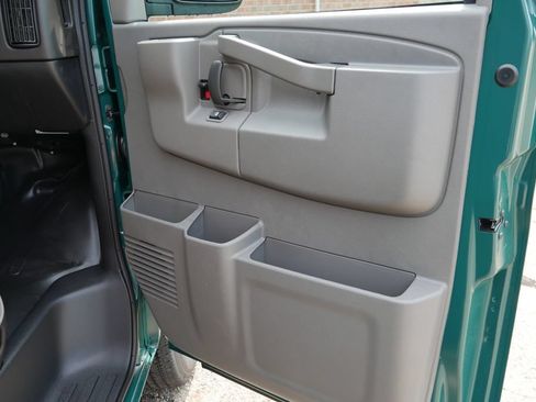 New 2026 Chevrolet Express 3500 w/ Driver Convenience Package RWD image 9