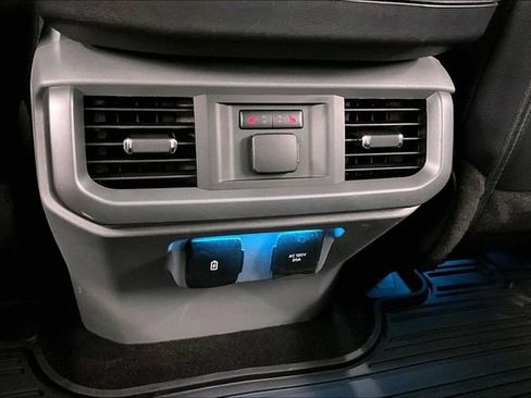 Used 2025 Ford F150 Lariat w/ Equipment Group 502A High AWD/4WD image 34