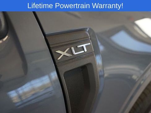 New 2025 Ford Maverick XLT image 15