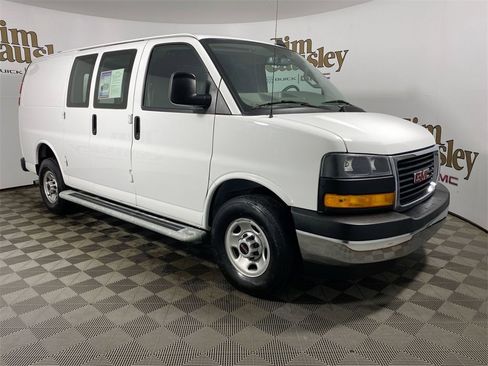 Used 2024 GMC Savana 2500 w/ Driver Convenience Package image 1