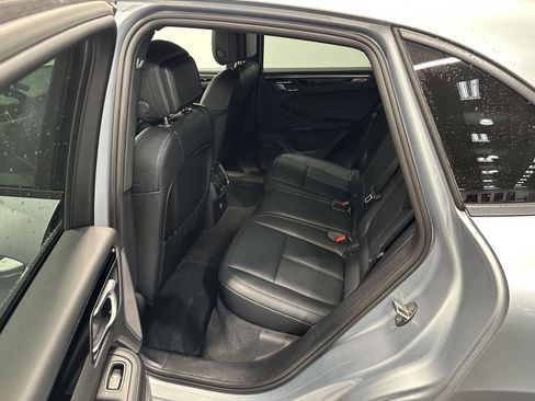 Certified 2026 Porsche Macan image 34