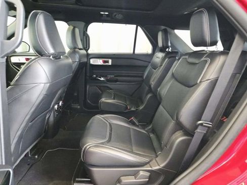 Used 2024 Ford Explorer ST w/ Equipment Group 401A image 10