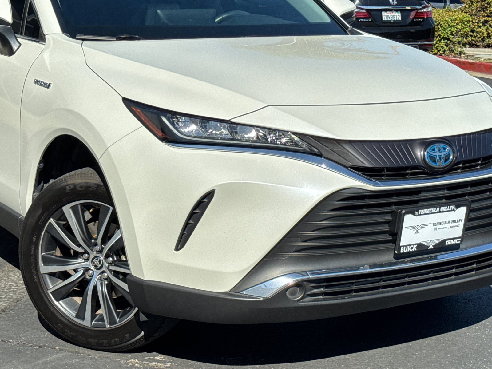 Used 2021 Toyota Venza LE w/ Carpet Mat Package (TMS) AWD/4WD image 3