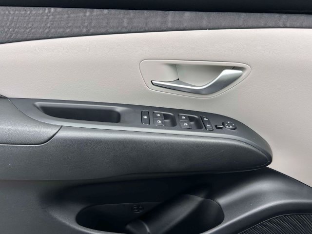 Used 2024 Hyundai Tucson SEL w/ Convenience Package AWD/4WD image 17
