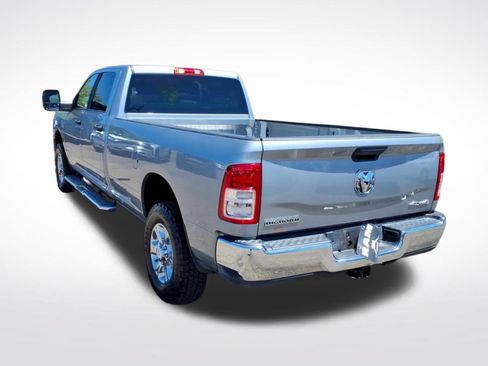 Certified 2024 RAM 3500 Big Horn AWD/4WD image 3