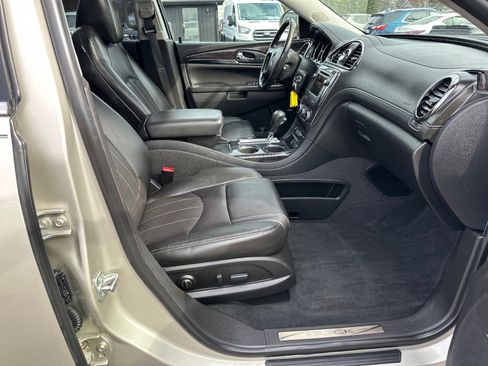 Used 2017 Buick Enclave Leather AWD/4WD image 19