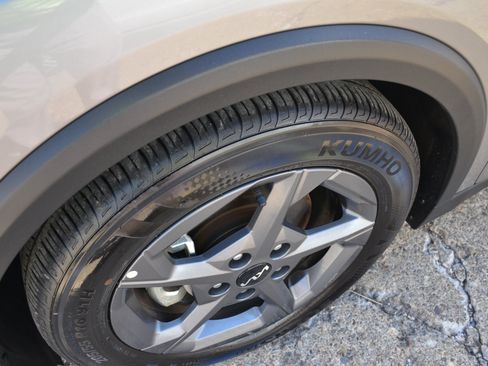 Used 2025 Kia K4 FWD image 14
