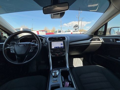 Used 2019 Ford Fusion SE AWD/4WD image 20