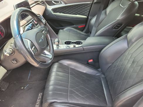 Used 2019 Genesis G70 2.0T Advanced w/ Dynamic Package RWD image 3