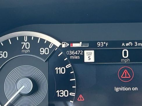 Used 2023 Land Rover Defender 110 X-Dynamic SE AWD/4WD image 32
