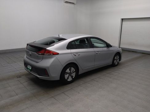 Used 2020 Hyundai Ioniq Blue FWD image 10