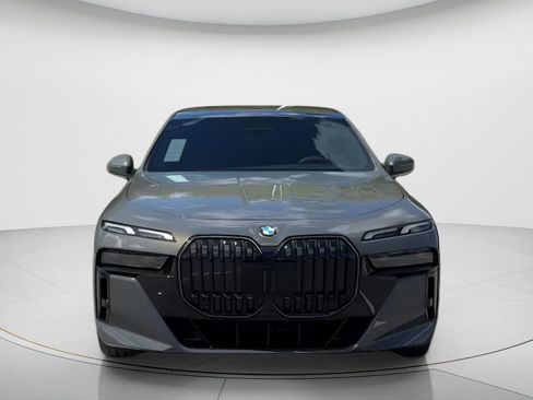 New 2026 BMW 760i xDrive AWD/4WD image 8