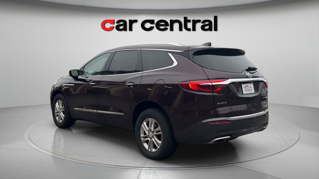Used 2018 Buick Enclave Essence AWD/4WD image 3