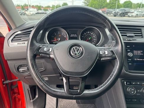 Used 2018 Volkswagen Tiguan S FWD image 28