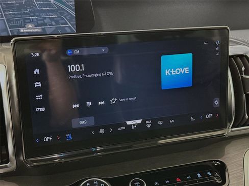 Used 2025 Ford Expedition Max Platinum w/ Driver's Package AWD/4WD image 7