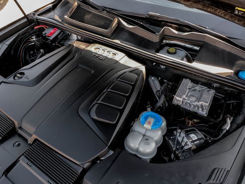 Used 2017 Audi Q7 2.0T Premium image 44