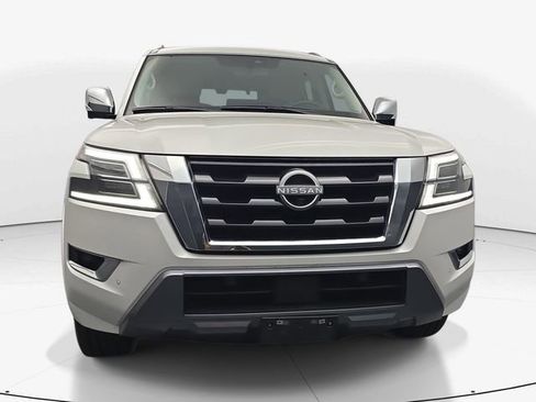 Used 2023 Nissan Armada Platinum w/ Captain's Chairs Package AWD/4WD image 5