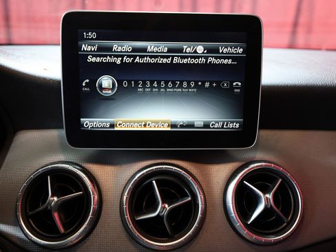 Used 2018 Mercedes-Benz CLA 250 image 18