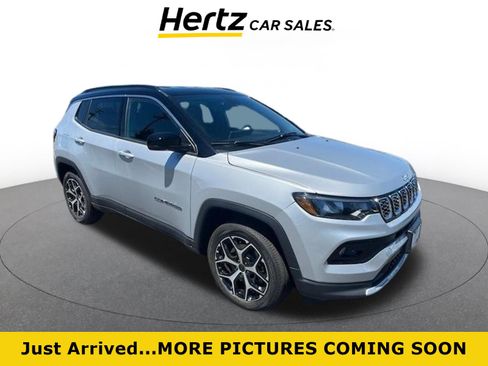 Used 2025 Jeep Compass Limited AWD/4WD image 1