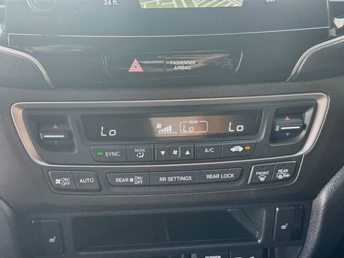 Certified 2022 Honda Pilot TrailSport image 15