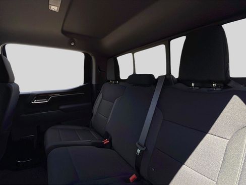 New 2026 GMC Sierra 1500 SLE w/ Preferred Package image 17