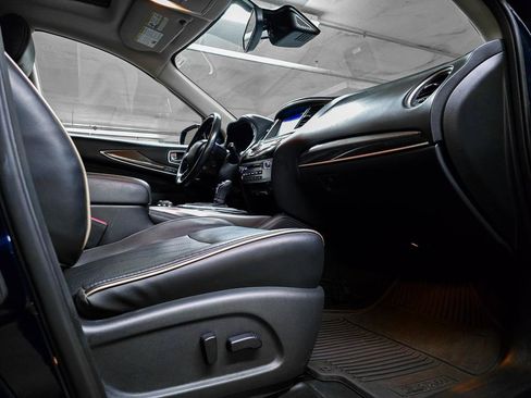 Used 2020 INFINITI QX60 Luxe w/ Essential Package image 38