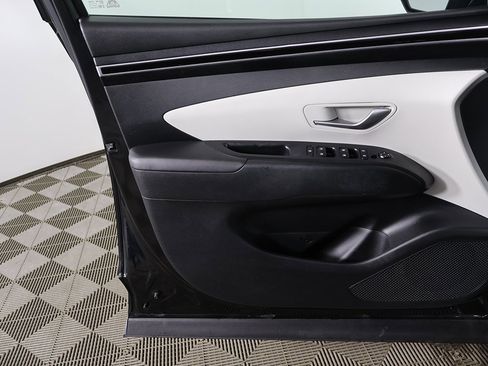 Certified 2024 Hyundai Tucson SE image 19