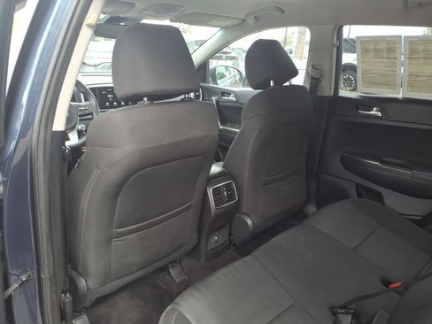 Used 2021 Kia Sportage LX FWD image 12