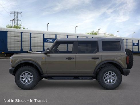 New 2025 Ford Bronco Badlands image 28