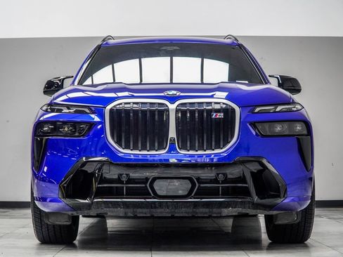 Used 2024 BMW X7 M60i AWD/4WD image 9