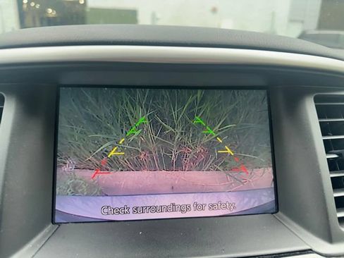 Used 2018 Nissan Pathfinder S AWD/4WD image 19