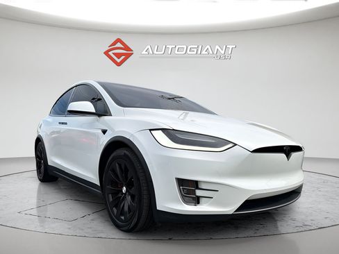 Used 2018 Tesla Model X P100D AWD/4WD image 12