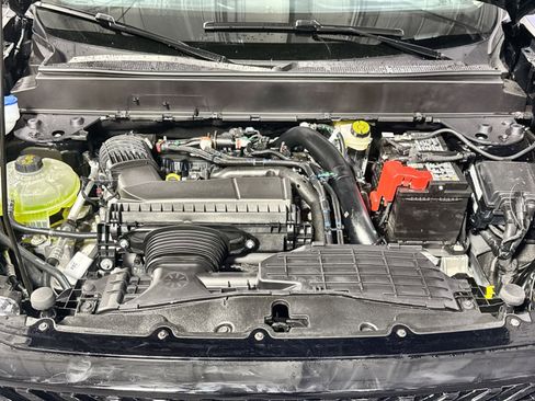 New 2025 Ford Maverick Lariat w/ Black Appearance Package image 39