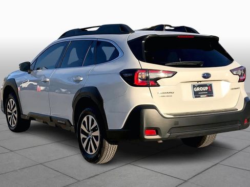 Used 2024 Subaru Outback Premium image 12