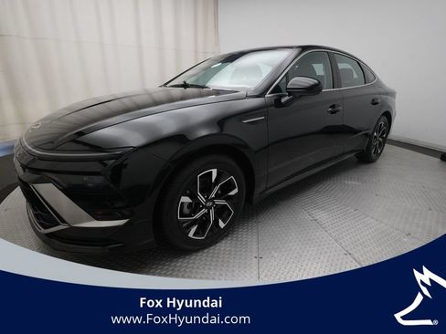 Used 2025 Hyundai Sonata SEL FWD image 1