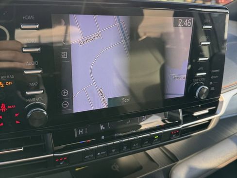 Used 2021 Toyota Sienna XSE image 20