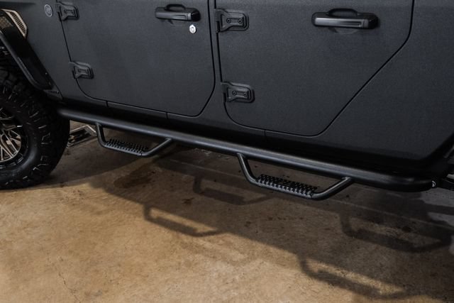 Used 2025 Jeep Gladiator Sport AWD/4WD image 8