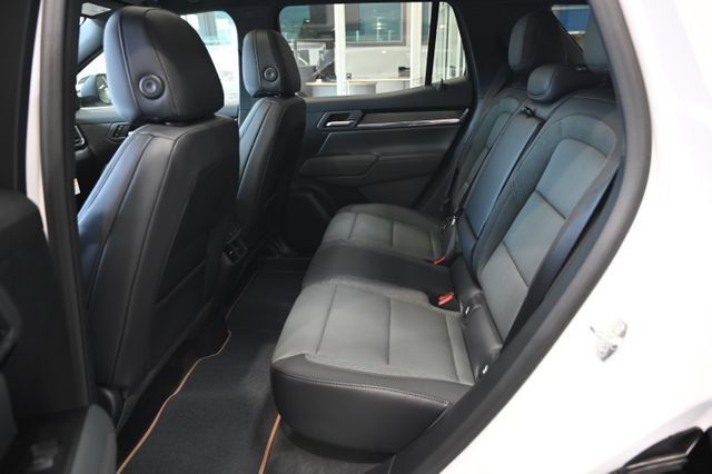 New 2026 GMC Terrain AT4 w/ Convenience Package III AWD/4WD image 9